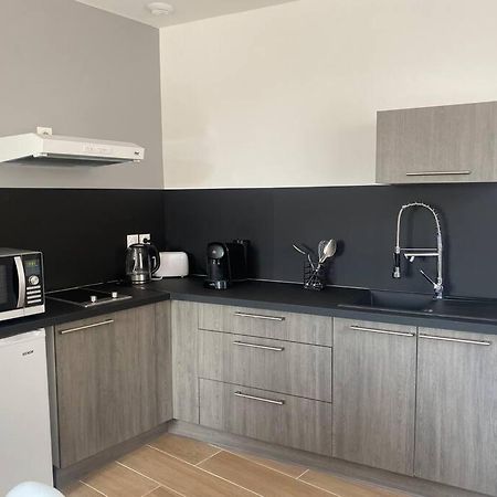 Le 102 De La Gare: Appartement Neuf Et Climatise Châlons-en-Champagne Exterior foto